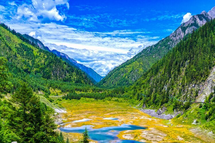 Book Huanglong Tickets Online