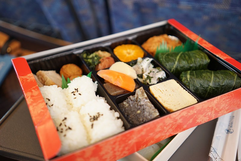 food on japanese train