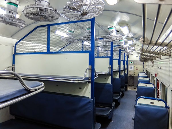 9-seat-types-on-indian-railways-irctc-train-tickets-booking